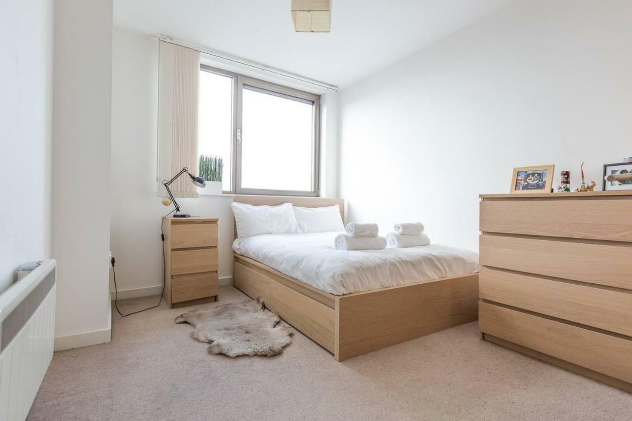 Modern 1 Bedroom Apartment In E1 With Great Views Λονδίνο Εξωτερικό φωτογραφία