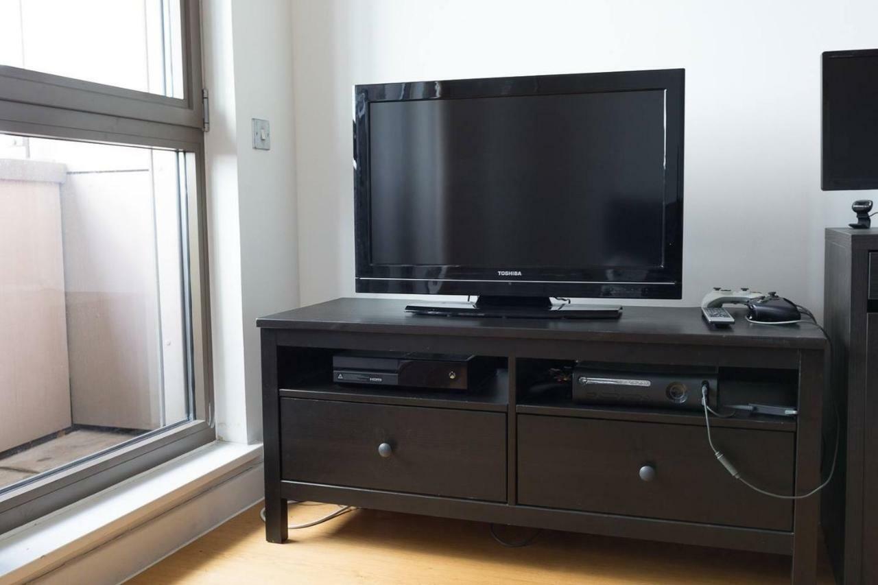 Modern 1 Bedroom Apartment In E1 With Great Views Λονδίνο Εξωτερικό φωτογραφία
